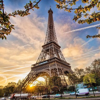 Paris Live Mall - торговый Париж