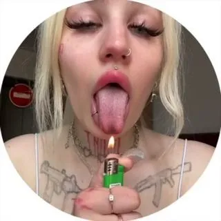 Треш блогеры 18+ - сливы скандалы