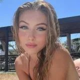 Tania - контент