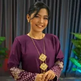 Nur Amira Syahira - музыка и барабаны