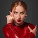 About Anna Asti - The singer's news.