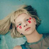 AURORA - Música e inspiración