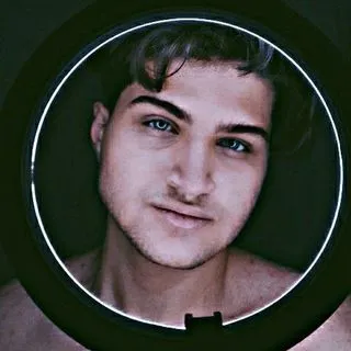 Godmin - контент в Telegram