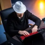 DownloadCourse- downloading courses