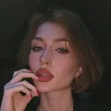 Elisave- Game streamer and emoji.