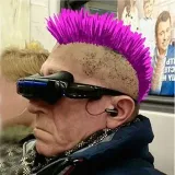 Futuro punk- futurista.
