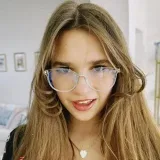 Karolina Protsenko- violin and song
