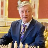 KarpovChess- Campeón de ajedrez
