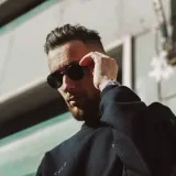 L iZReaL - официальная музыка