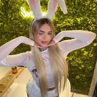 LovelyPaolina - OnlyFans контент
