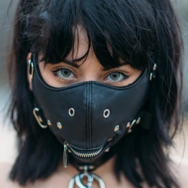 BDSM - фетиш и доминация