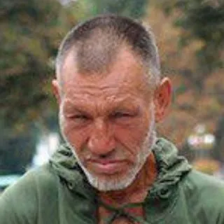 Бомж на фото - пранк эффект