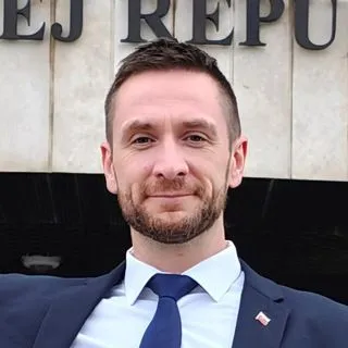 Milan Uhrík - REPUBLIKA 🇸🇰