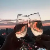 Prosecco Night Stand - любовь и вино