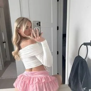 OnlyFans - эротика 18+