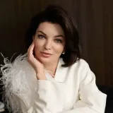 Irina KarpovaEstilista- de moda