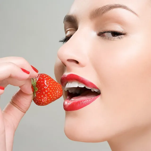 Strawberry - эротика 21+