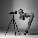Disparar a NUDE - fotos desnudas 18+