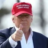 Equipo Trump - Trump apoya