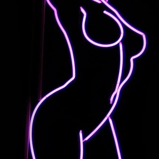 То самое - эротика 18+