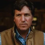 Tucker Carlson — Политические новости, интервью и аналитика